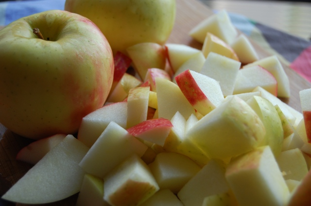 Chopped Honeycrisp Apples for Applesauce