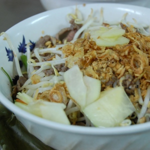 Bun Bo Xao - Vietnamese Beef Noodle Salad