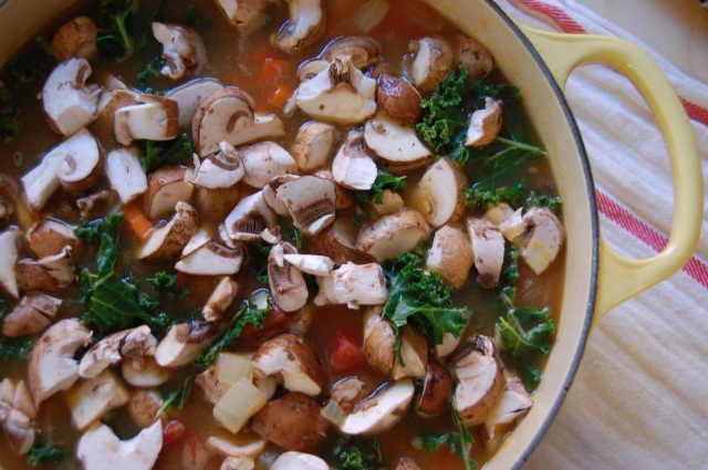 Vegetarian Kale and Mushroom Tortellini Soup